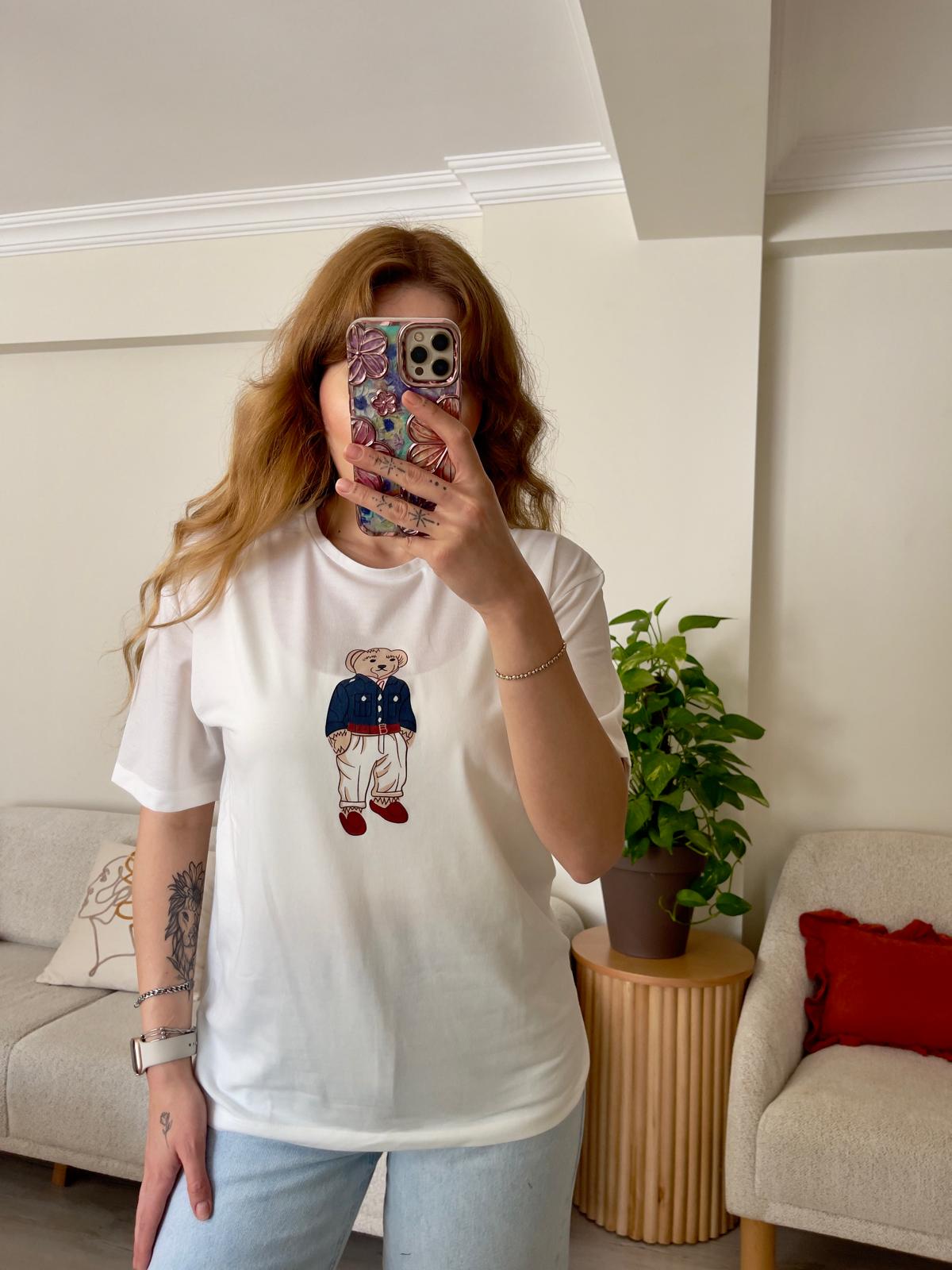 Ayıcık Baskılı Beyaz T-shirt